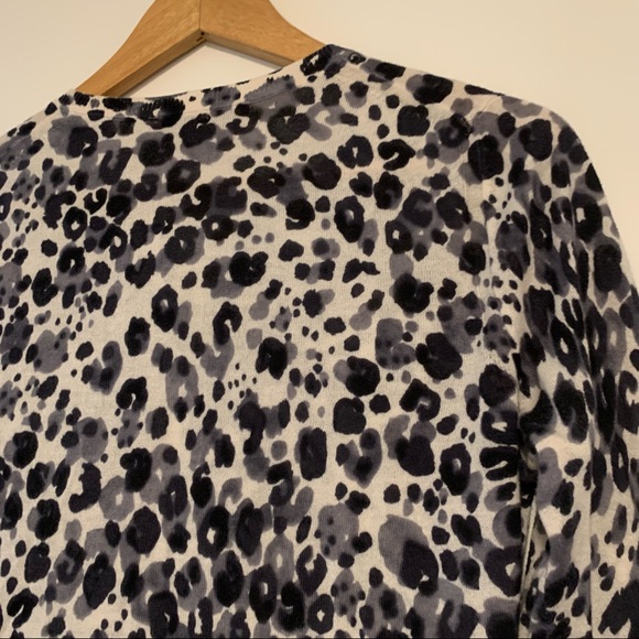 Loft, Ann Taylor | Patterned Cardigan Sweater - Picture 9 of 13